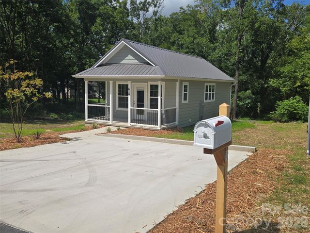 619 Railroad Avenue, Troy, NC 27371