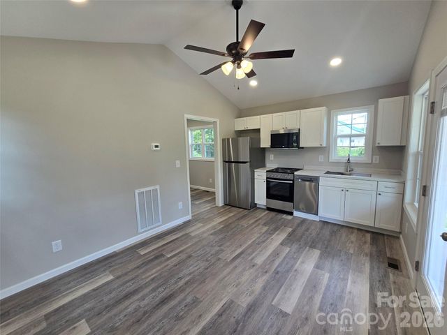 619 Railroad Avenue, Troy, NC 27371