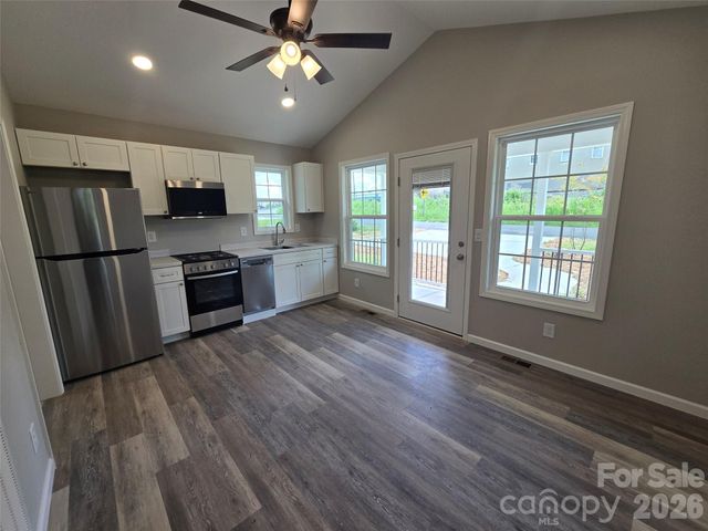 619 Railroad Avenue, Troy, NC 27371