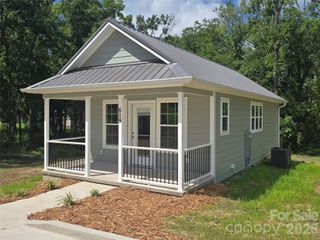 619 Railroad Avenue, Troy, NC 27371