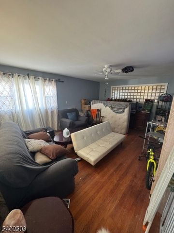 337 E 29Th St, Paterson City, NJ 07514