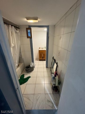 337 E 29Th St, Paterson City, NJ 07514