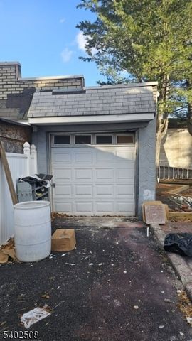 337 E 29Th St, Paterson City, NJ 07514