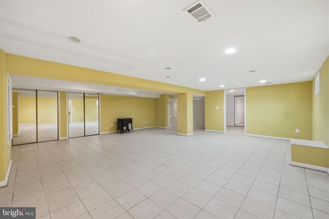 826 VAN BUREN ST, Herndon, VA 20170