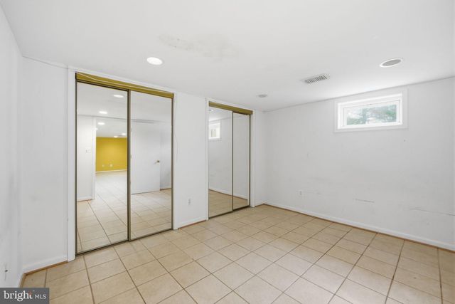 826 VAN BUREN ST, Herndon, VA 20170