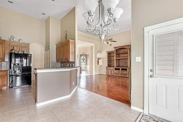 2907 Lake Breeze Lane, Crosby, TX 77532