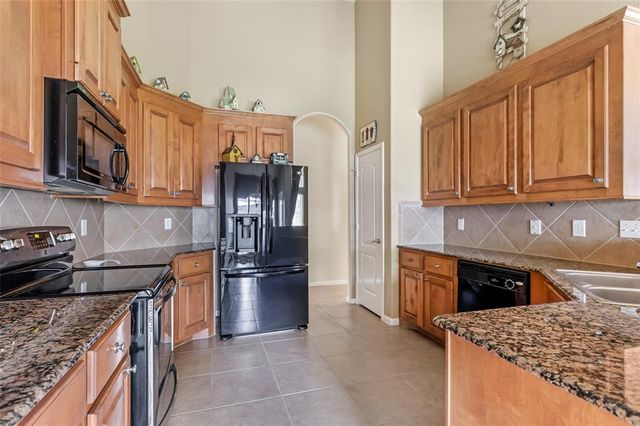 2907 Lake Breeze Lane, Crosby, TX 77532