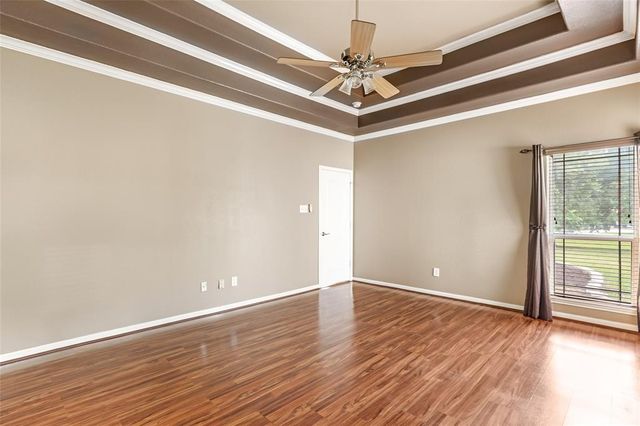 2907 Lake Breeze Lane, Crosby, TX 77532