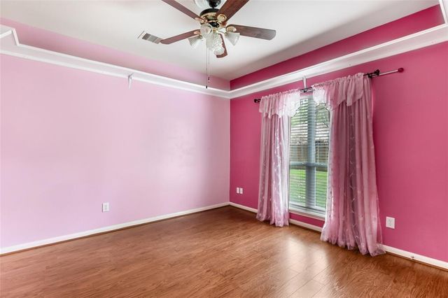 2907 Lake Breeze Lane, Crosby, TX 77532