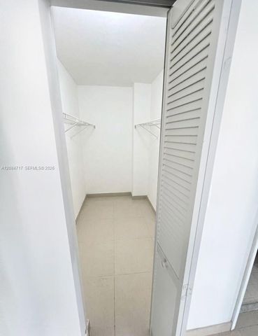 6995 NW 186th Street E211, Hialeah, FL 33015