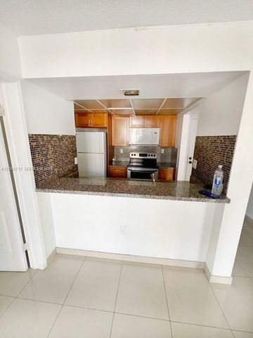 6995 NW 186th Street E211, Hialeah, FL 33015
