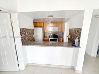 6995 NW 186th Street E211, Hialeah, FL 33015