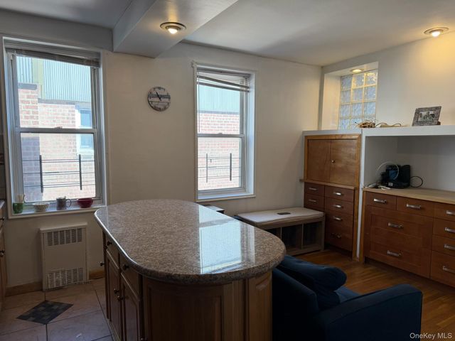 84-55 Daniel Street 6E, Briarwood, NY 11435