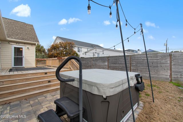 214 Fifth Avenue N, Kure Beach, NC 28449