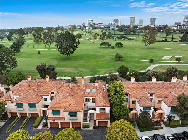 408 Villa Point, Newport Beach, CA 92660