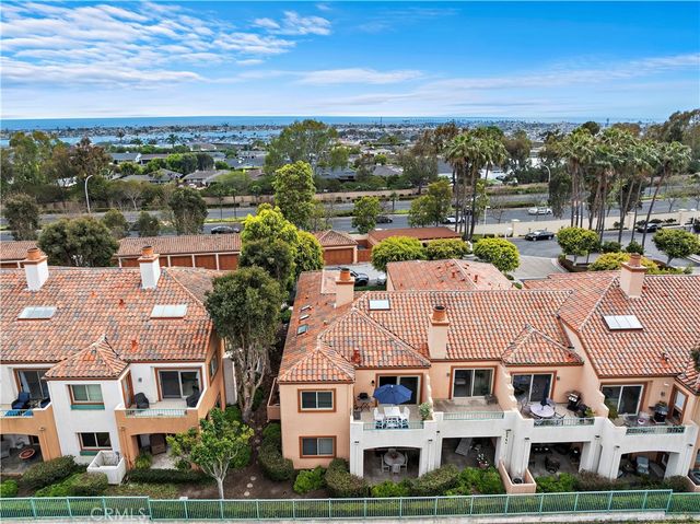 408 Villa Point, Newport Beach, CA 92660