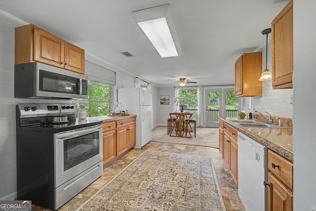 178 Riverview Road, Eatonton, GA 31024