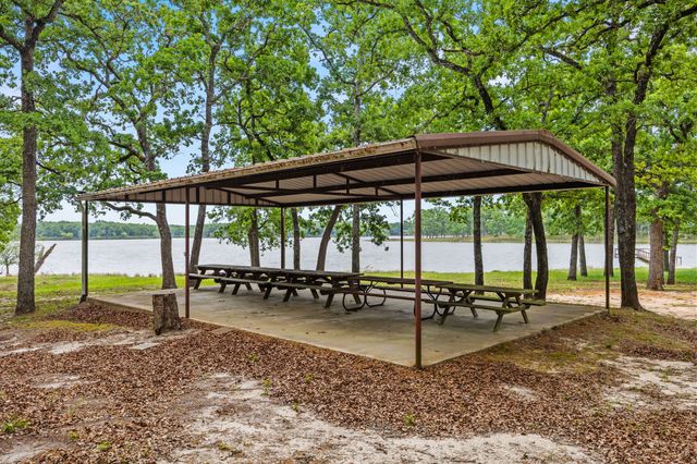 2840 Hideaway Lane, Quinlan, TX 75474