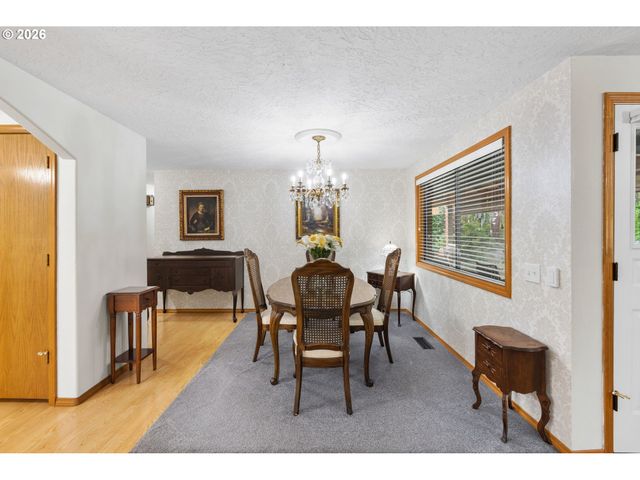 2291 Se HACIENDA Ave, Gresham, OR 97080