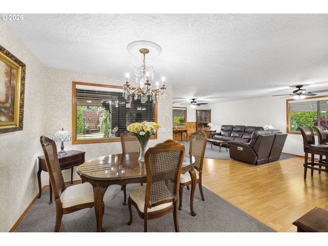 2291 Se HACIENDA Ave, Gresham, OR 97080