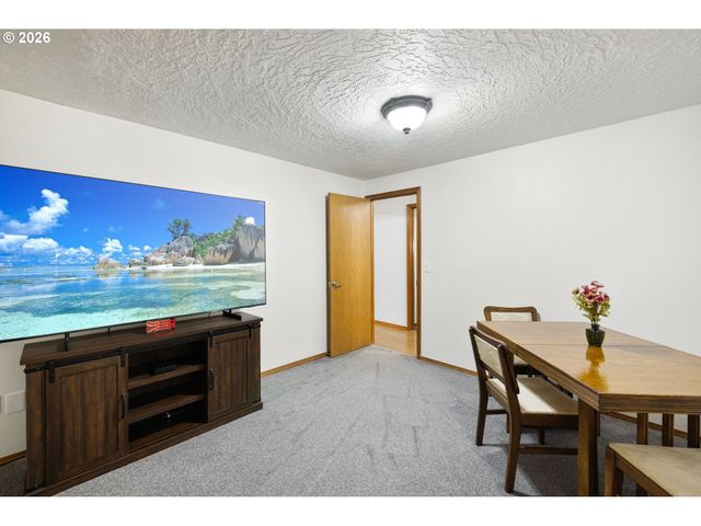 2291 Se HACIENDA Ave, Gresham, OR 97080