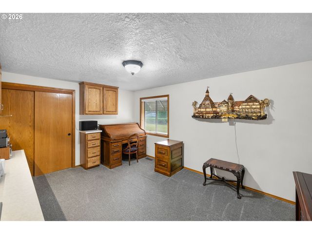 2291 Se HACIENDA Ave, Gresham, OR 97080