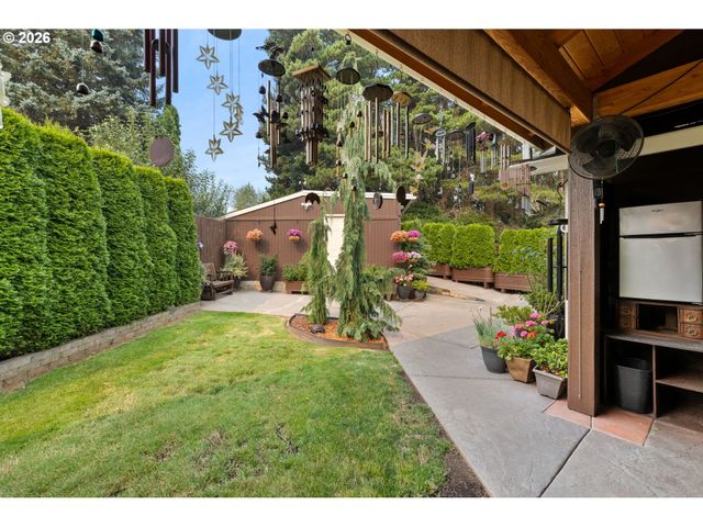 2291 Se HACIENDA Ave, Gresham, OR 97080