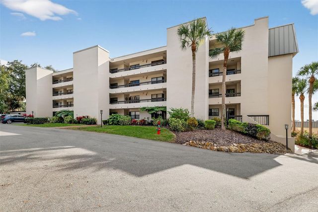 501 W OLD US HIGHWAY 441 105, Mount Dora, FL 32757