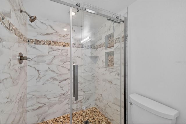 501 W OLD US HIGHWAY 441 105, Mount Dora, FL 32757