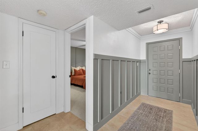 501 W OLD US HIGHWAY 441 105, Mount Dora, FL 32757