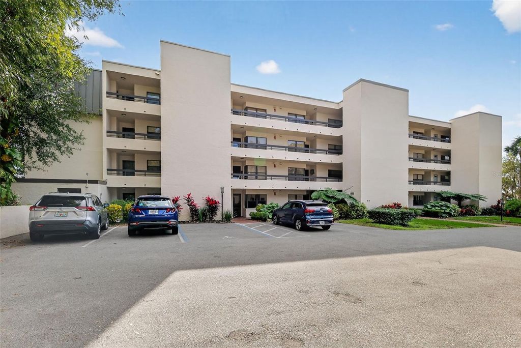 501 W OLD US HIGHWAY 441 105, Mount Dora, FL 32757