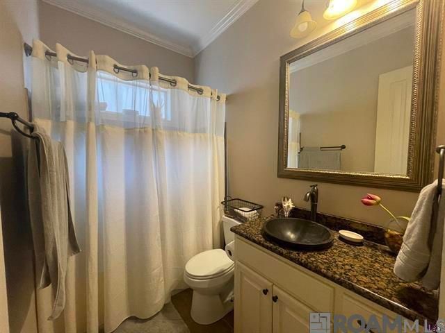 2121 Rockybrook Dr, Baton Rouge, LA 70816