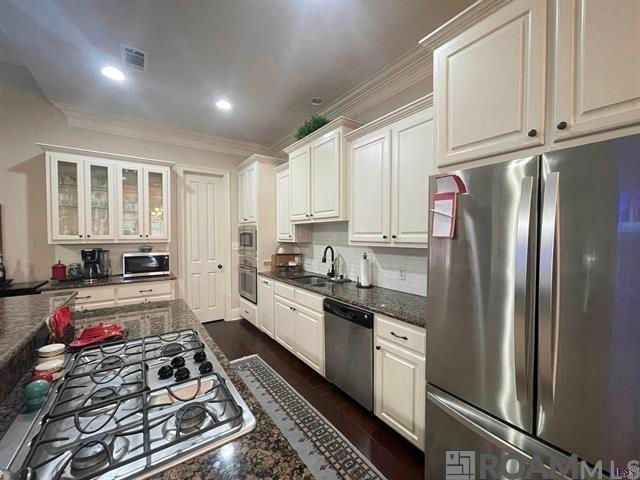 2121 Rockybrook Dr, Baton Rouge, LA 70816