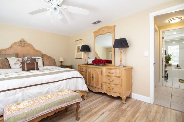 4333 NEWBURY DRIVE, New Port Richey, FL 34652