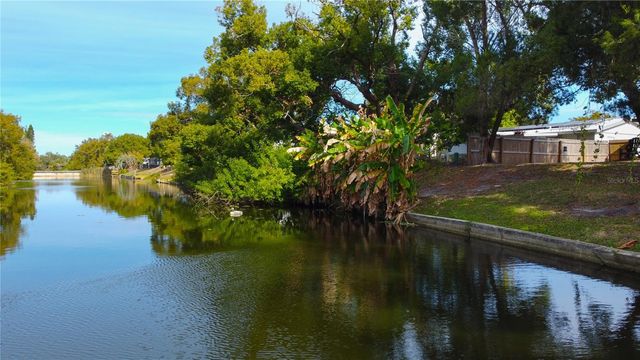 4333 NEWBURY DRIVE, New Port Richey, FL 34652