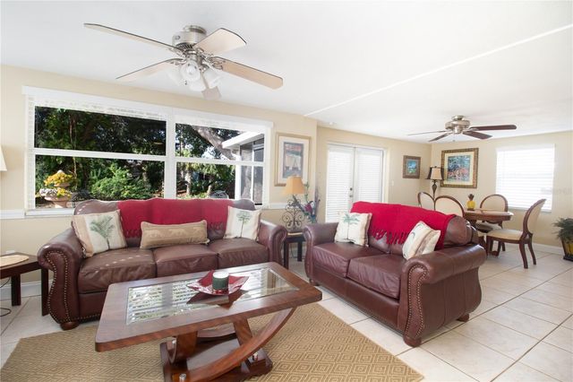 4333 NEWBURY DRIVE, New Port Richey, FL 34652