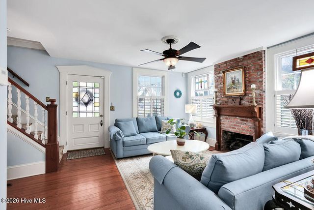 301 E West Street, Saint James, NC 28461