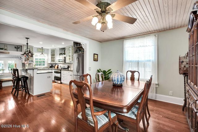 301 E West Street, Saint James, NC 28461