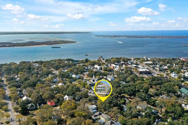 301 E West Street, Saint James, NC 28461