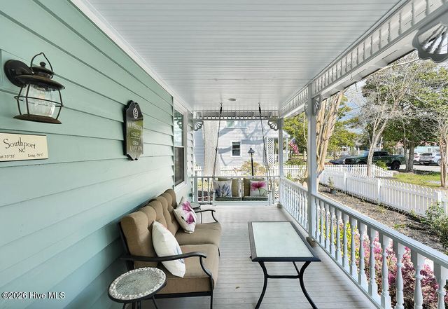 301 E West Street, Saint James, NC 28461