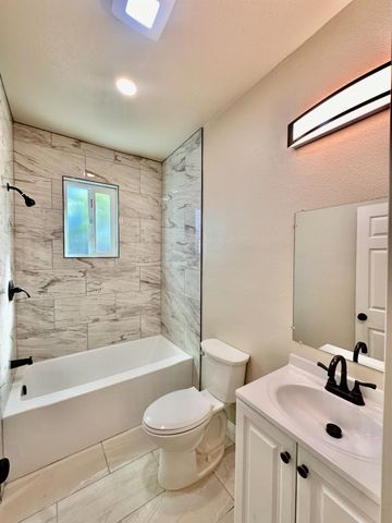 717 Parnell Ave, Turlock, CA 95380