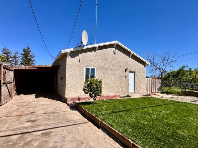 717 Parnell Ave, Turlock, CA 95380