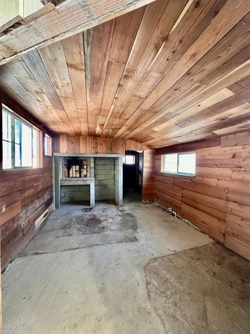 717 Parnell Ave, Turlock, CA 95380