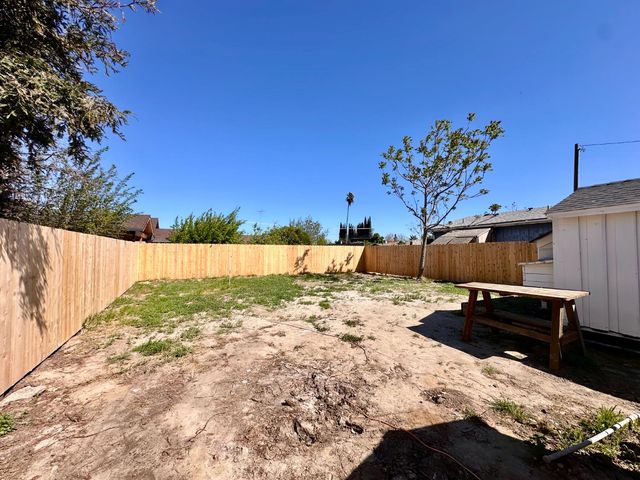 717 Parnell Ave, Turlock, CA 95380