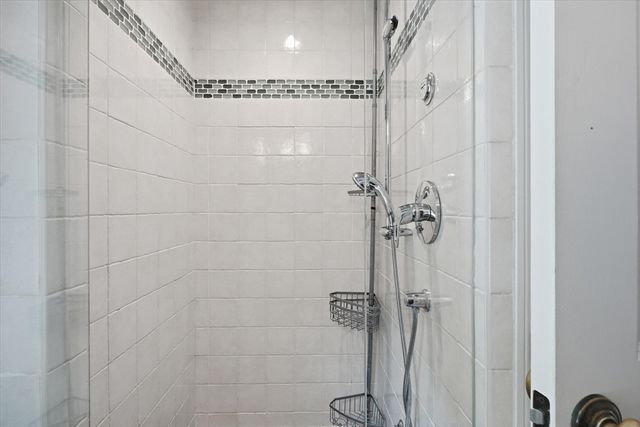 625 Beacon St, Newton, MA 02459