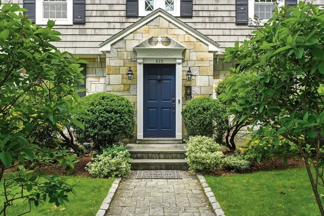 625 Beacon St, Newton, MA 02459