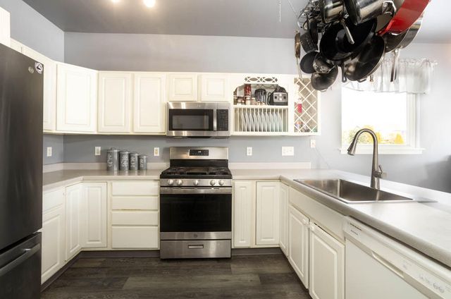 7546 Mary Kay Court, Crown Point, IN 46307