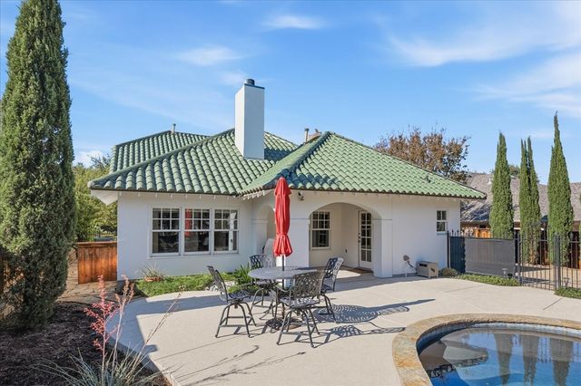 6671 Gascony Place, Fort Worth, TX 76132