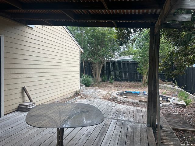 4726 SWANN LN, Kirby, TX 78219