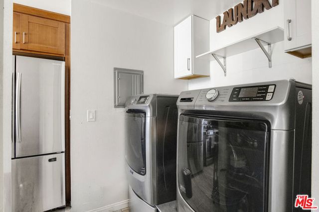 20920 Community Street 10, Canoga Park, CA 91304